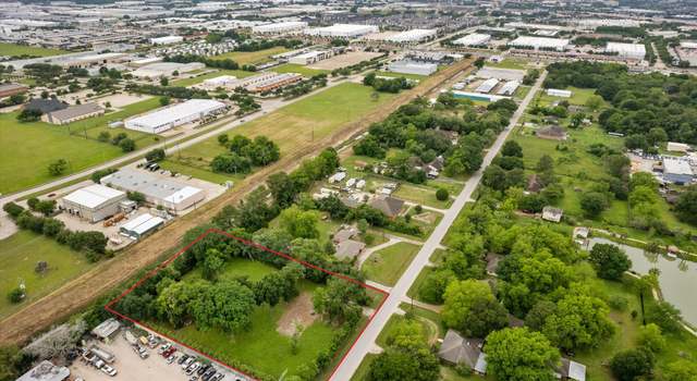 Photo of 10211 Windsor Ln, Houston, TX 77031