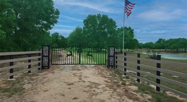 Photo of 1152 Big Buck Dr, Weimar, TX 78962
