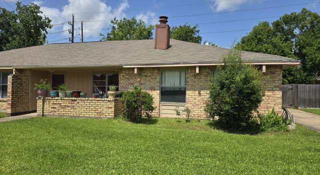 Photo of 3902 Quiet Place Dr, Houston, TX 77082