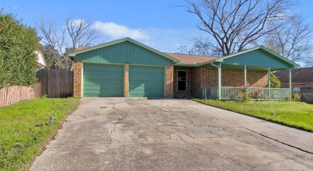 Photo of 13356 Bluff View Dr, Willis, TX 77318