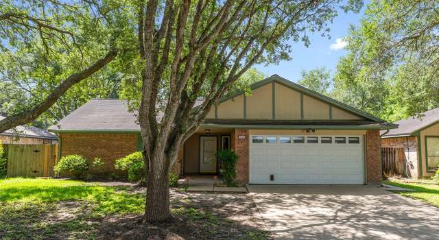 Photo of 2616 La Mesa St, Bay City, TX 77414