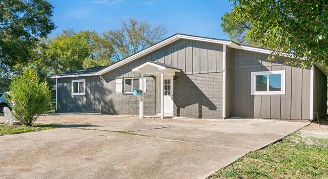 Photo of 2626 Staton Ln, Port Neches, TX 77651