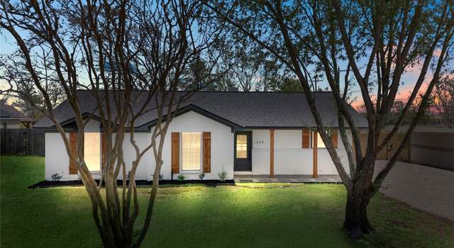 Photo of 1839 Elmwood Ave, La Porte, TX 77571