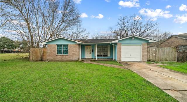 Photo of 2811 Knotty Oaks Trl, Houston, TX 77045