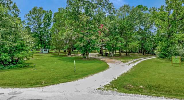 Photo of 53 Roy Webb Rd, Huntsville, TX 77320