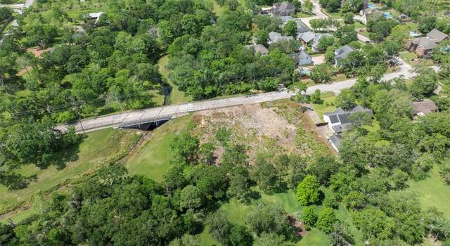 Photo of 1405 Greenbriar Dr, Friendswood, TX 77546