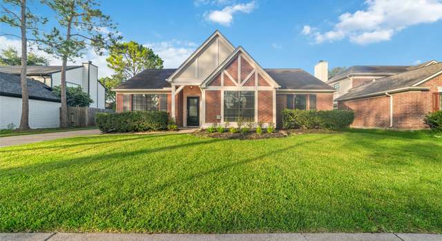 Photo of 15027 Berkshire Green Dr, Houston, TX 77083