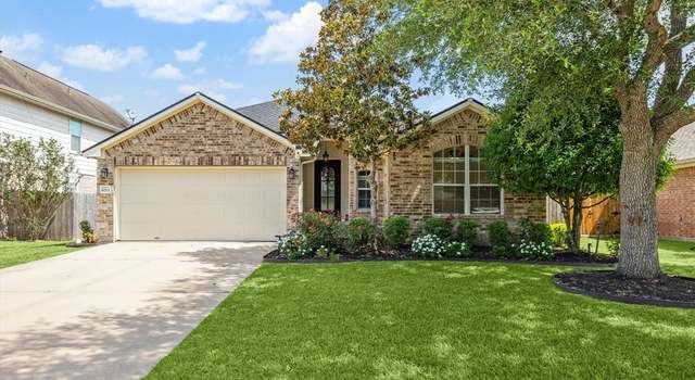 Photo of 6713 Paigetree Ln, Pearland, TX 77584