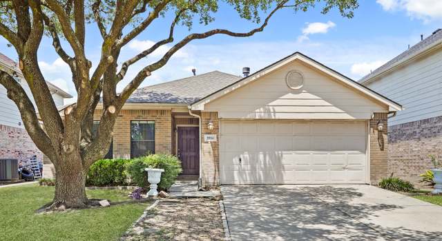 Photo of 5914 Stirring Winds Ln, Houston, TX 77086