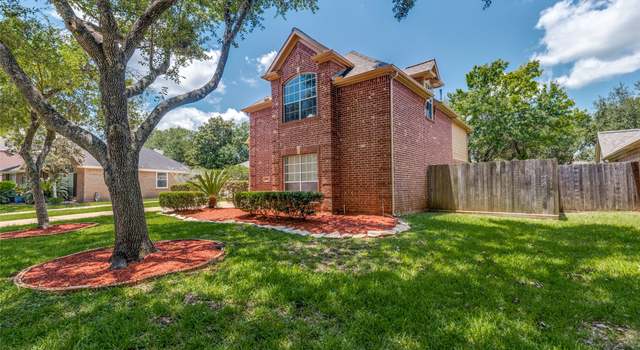 Photo of 8106 Meadow Pond Dr, Missouri City, TX 77459