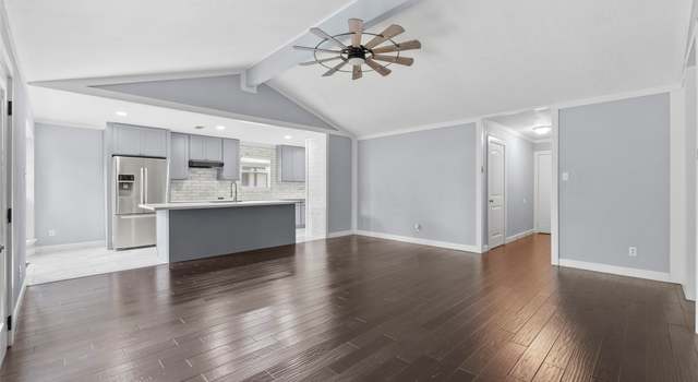 Photo of 10914 Braewick St, Houston, TX 77096