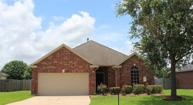 Photo of 1904 Vineyard Bend Ct, Pearland, TX 77581