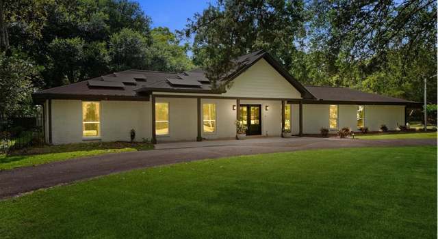 Photo of 3412 County Road 755, Alvin, TX 77511