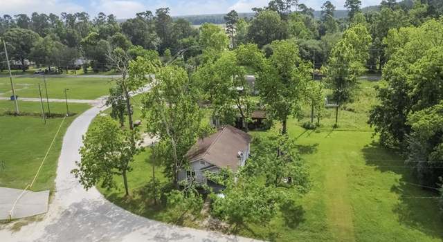 Photo of 604 E Pine St, Daisetta, TX 77533