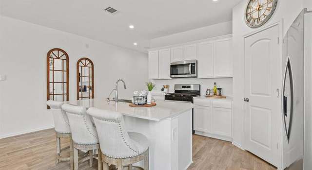 Photo of 209 Homestead Ct, Dayton, TX 77535
