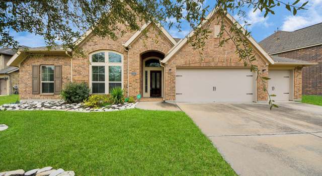 Photo of 3018 Sunrise Run Ln, Pearland, TX 77584