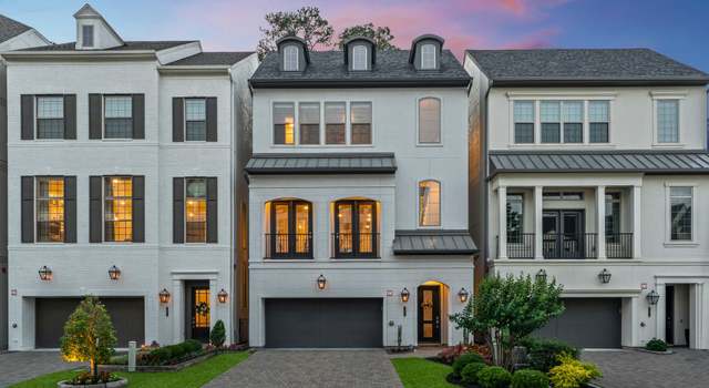 Photo of 8 Vue Cove Dr, The Woodlands, TX 77380