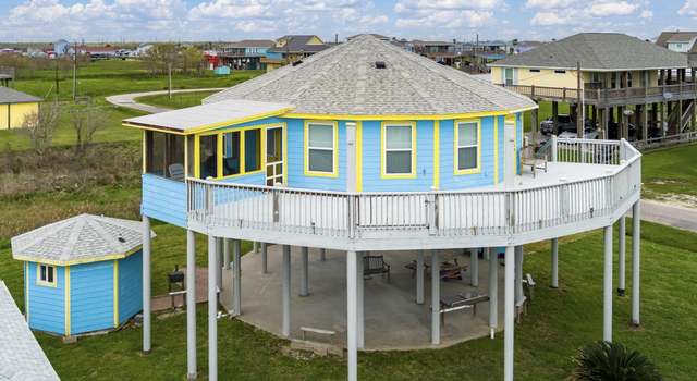 Photo of 865 Main St, Crystal Beach, TX 77650