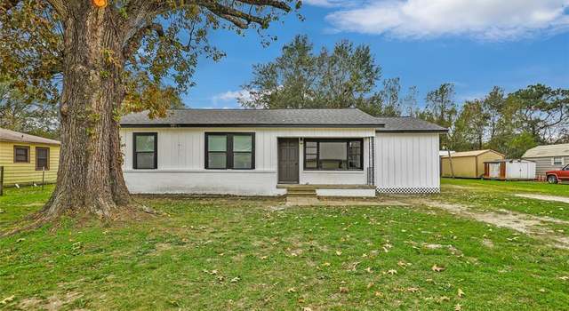 Photo of 193 County Road 2359, Hardin, TX 77575