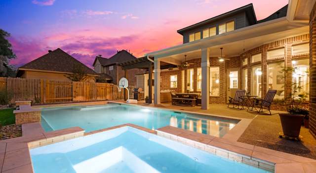 Photo of 2437 Mountain Falls Ct, Friendswood, TX 77546