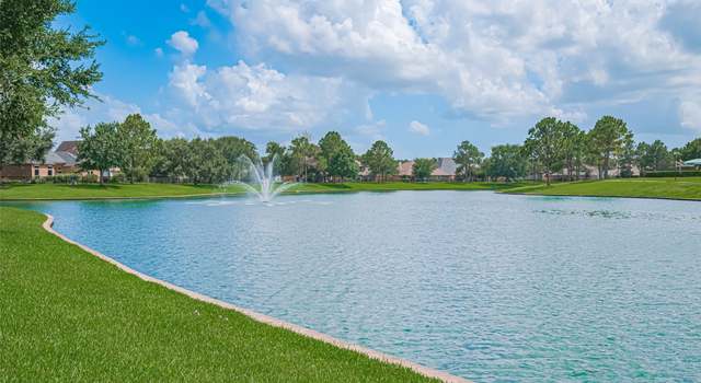 Photo of 11018 Hundred Bridge Ln, Sugar Land, TX 77498