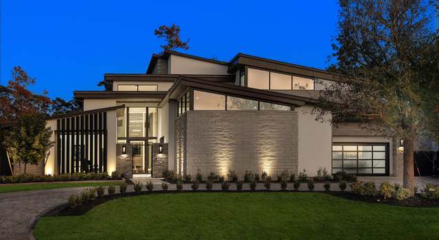 Photo of 38 Aria Isle Dr, The Woodlands, TX 77380