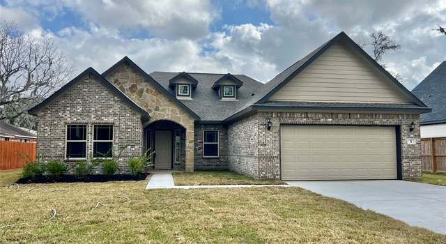Photo of 5 Seminole Ct, West Columbia, TX 77486