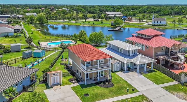 Photo of 607 29th St, Dickinson, TX 77539