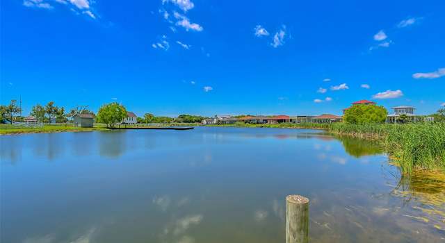 Photo of 607 29th St, Dickinson, TX 77539