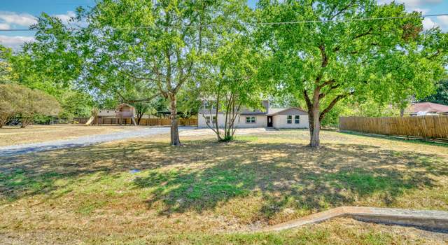 Photo of 1021 S State St, Madisonville, TX 77864
