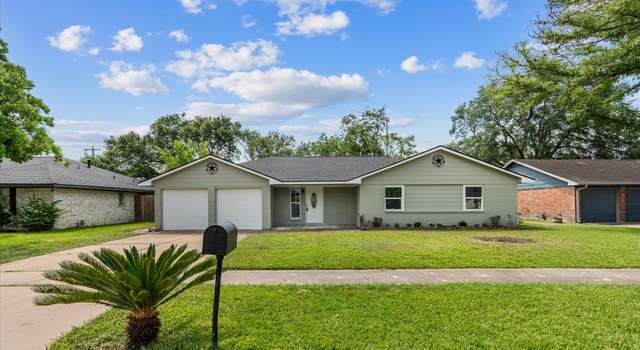 Photo of 607 Mary Ann Dr, Friendswood, TX 77546