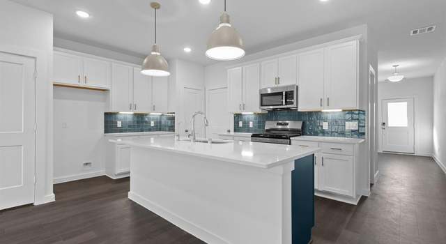 Photo of 32415 Sunbeam Dr, Fulshear, TX 77441