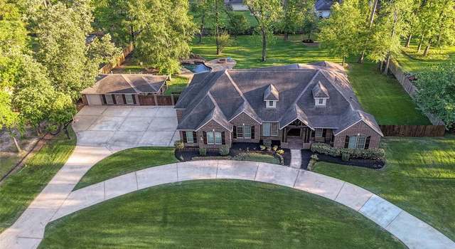 Photo of 1600 Walnut Ln, Kingwood, TX 77339