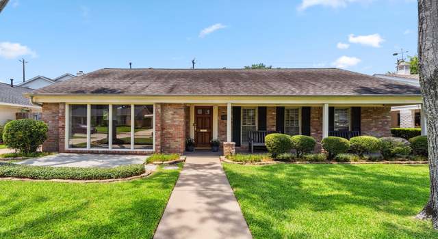 Photo of 6224 Overbrook Ln, Houston, TX 77057