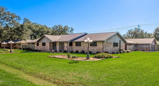 Photo of 9306 Union St, Needville, TX 77461