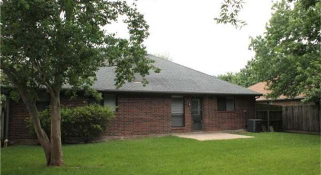 Photo of 507 Valley Dr, Dickinson, TX 77539