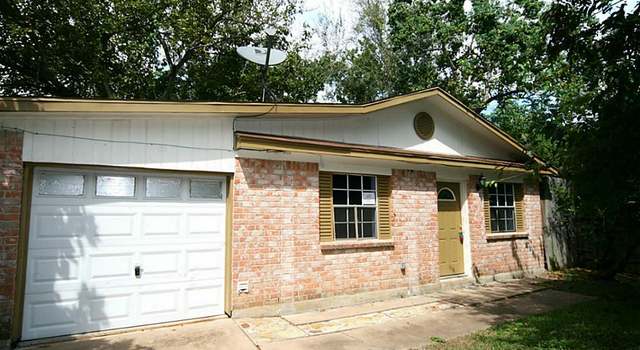 Photo of 1810 Cardinal Dr, League City, TX 77573