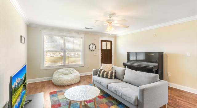 Photo of 1725 Harvey Mitchell Pkwy S #2112, College Station, TX 77840