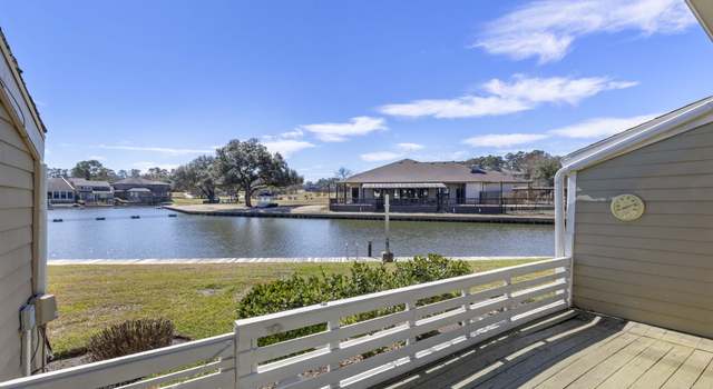 Photo of 10 April Point Dr S #10, Conroe, TX 77356