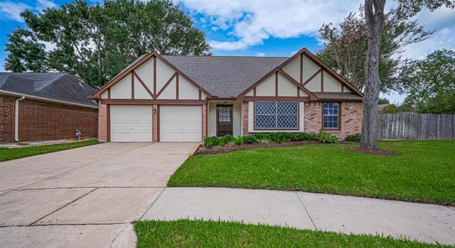 Photo of 2415 Pebbledowne Cir, Sugar Land, TX 77478