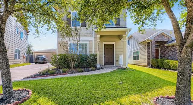 Photo of 18207 Chianti Ridge Dr, Cypress, TX 77433