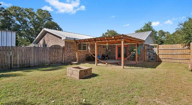Photo of 110 Woods Ln, Coldspring, TX 77331
