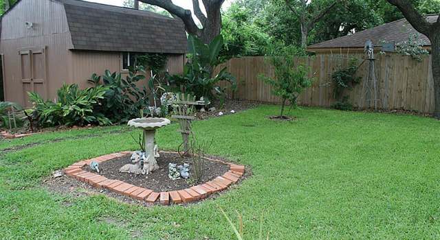 Photo of 10458 Quiet Hill Rd, La Porte, TX 77571