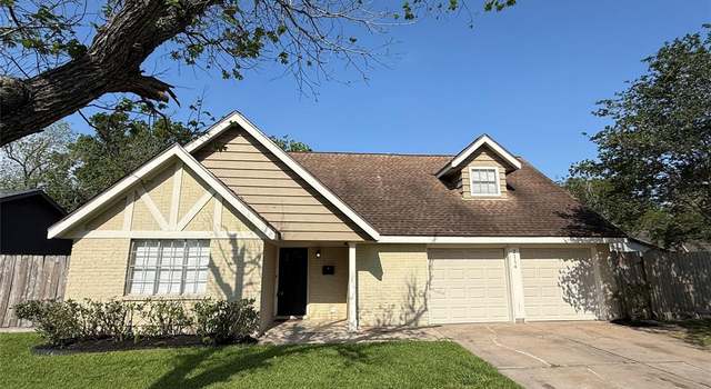 Photo of 2114 Cedar St, Pearland, TX 77581
