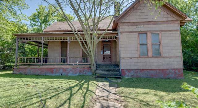 Photo of 308 W Reagan St, Palestine, TX 75801