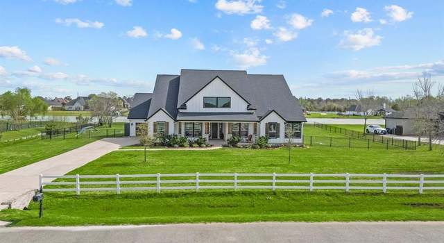 Photo of 11903 W Border Oak Dr, Magnolia, TX 77354