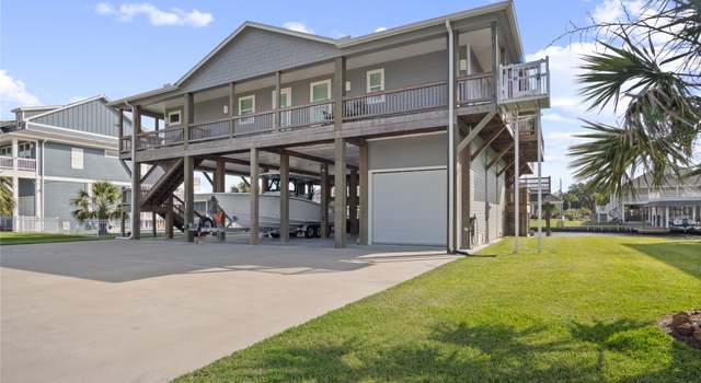 Photo of 1175 Lagoon Dr, Crystal Beach, TX 77650