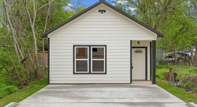 Photo of 11556 Persimmon, Willis, TX 77318