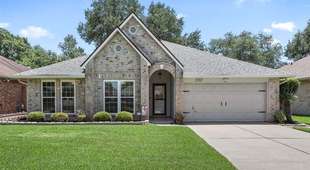 Photo of 2217 Bennigan St, League City, TX 77573
