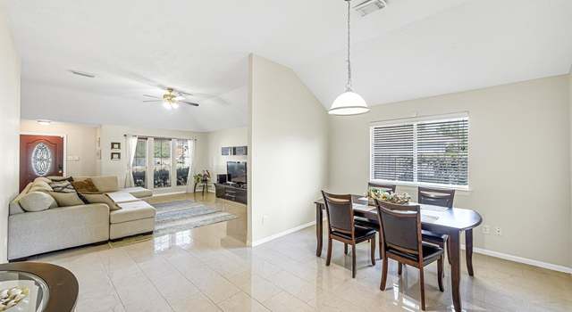 Photo of 4231 Bearden Place Ln, Houston, TX 77082
